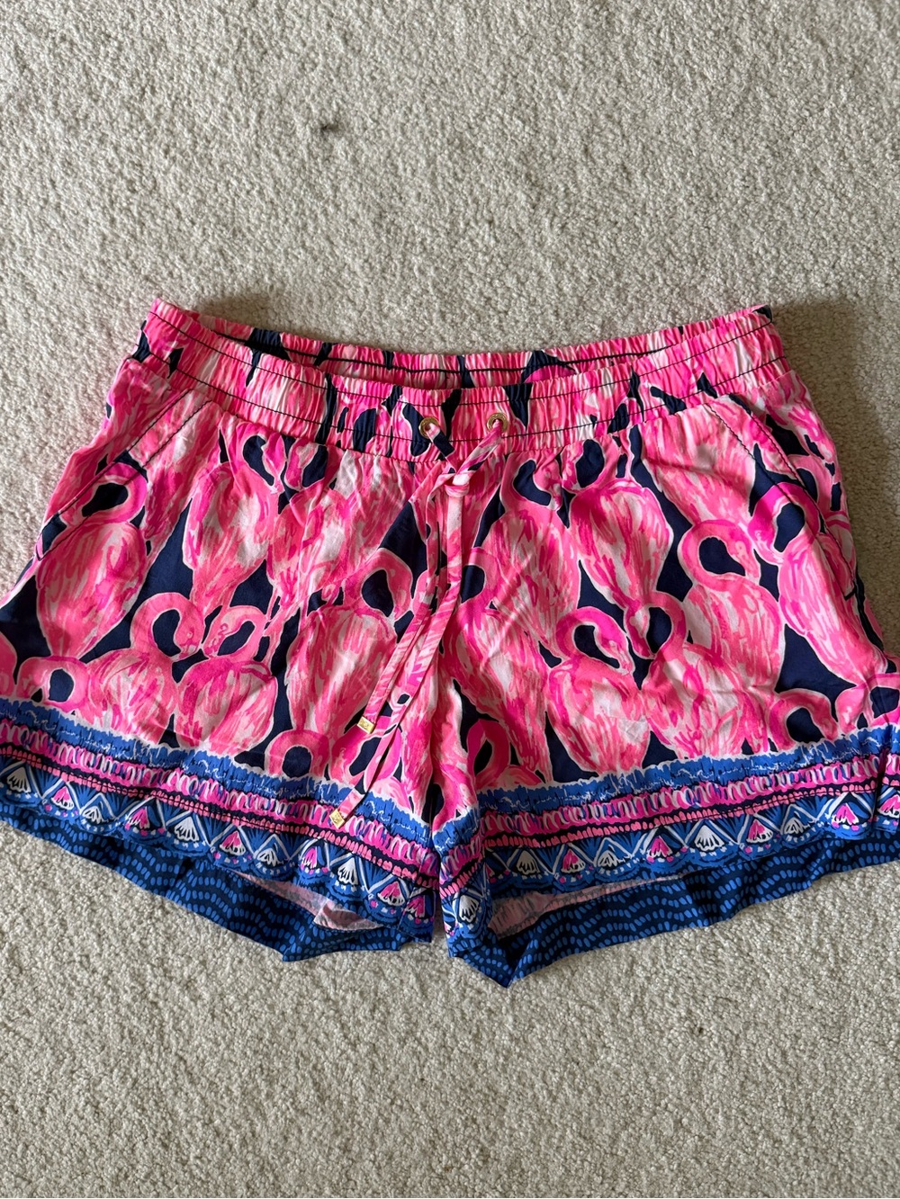Lilly Pulitzer drawstring shorts - Size S (EUC)